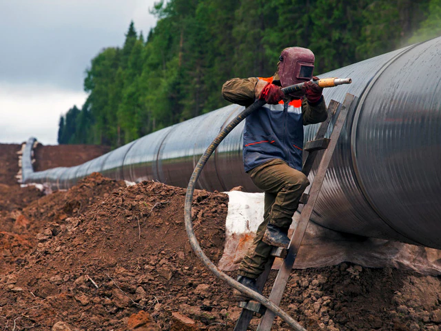Portable Air Compressors for Oil & Gas Pipeline Construction